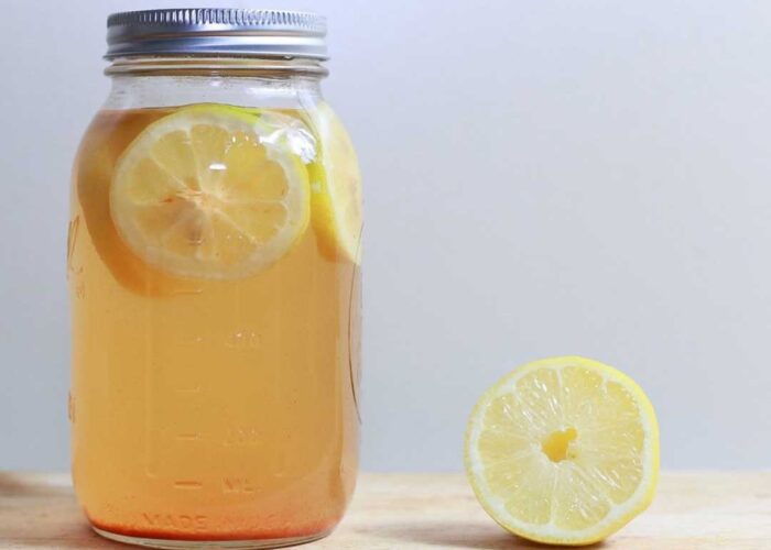 Lemon vinegar for cleaning